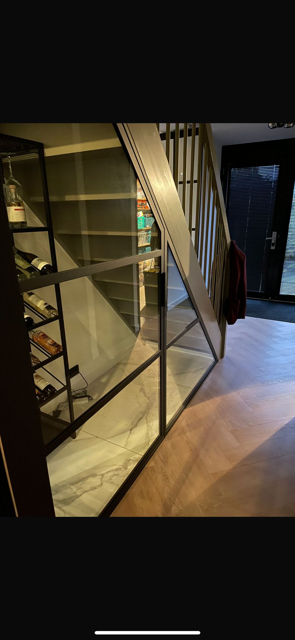 Stalen Wijnkast op Maat met taatsdeur - Utrecht 2024