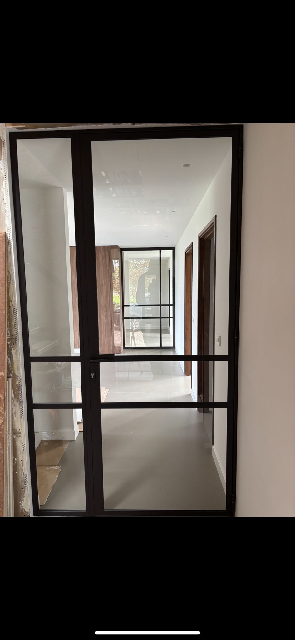 Stalen Schuifdeuren Verwerkt in Plafond en Keukenwand - Woerden 2025